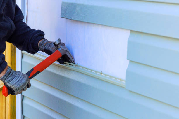 Reliable Emergency Siding Repair contractor in Newton Center, MA by Squared Siding